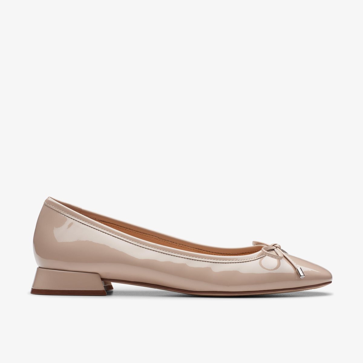 Clarks Ubree 15 Step Sand Patent Slip Ons Dame Brune | ISGHY-6053